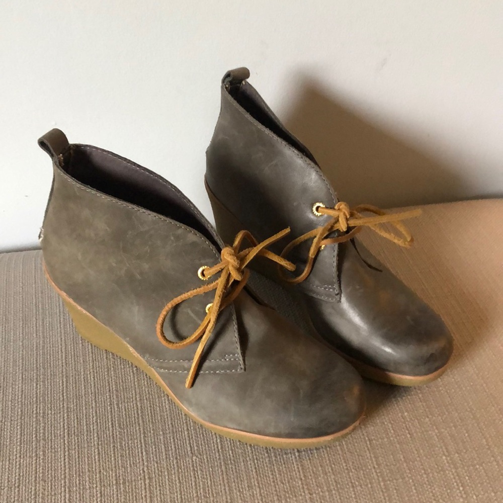 SPERRY shoes